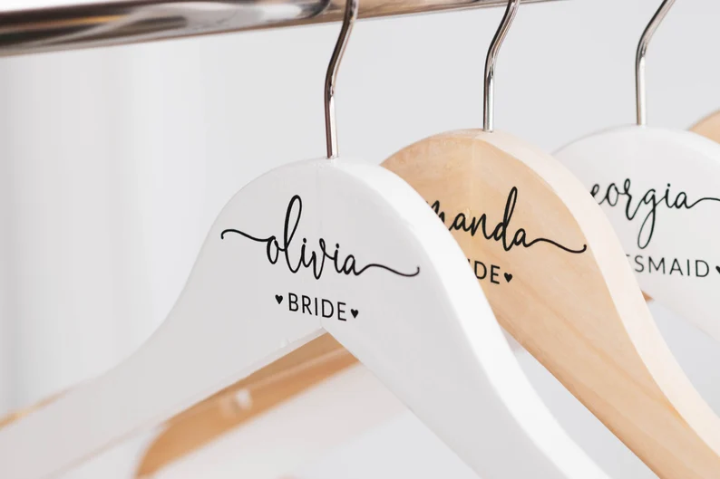 Cintres pour Robes